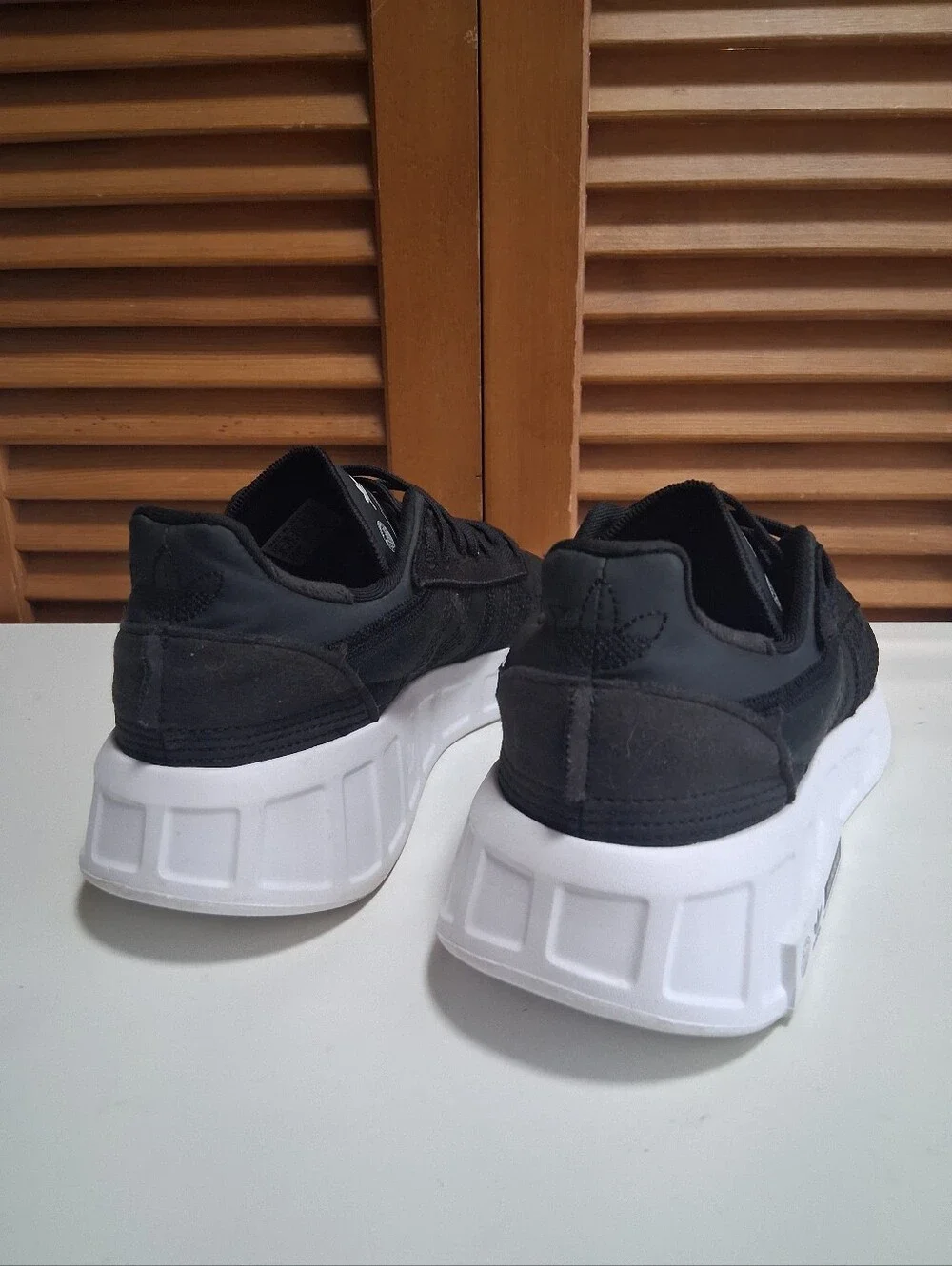 Adidas Geodiver PrimeBlue Core Black/ Cloud White Men's Sneaker * Size: 8
